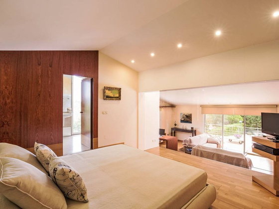 Private luxury suite in the villa